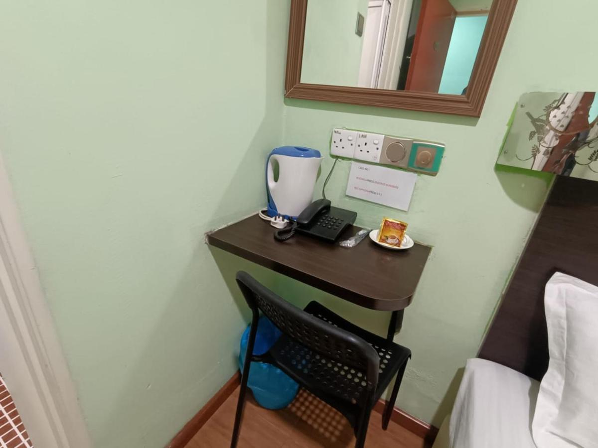 Hotel Zamburger Nur Ramadhan - Previously G Home Hotel Κότα Μπάρου Εξωτερικό φωτογραφία